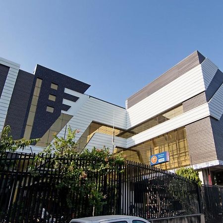 Готель Syona Residency Лакхнау Екстер'єр фото