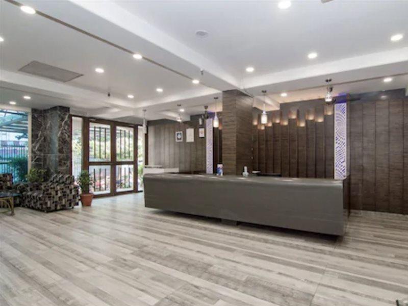 Готель Syona Residency Лакхнау Екстер'єр фото